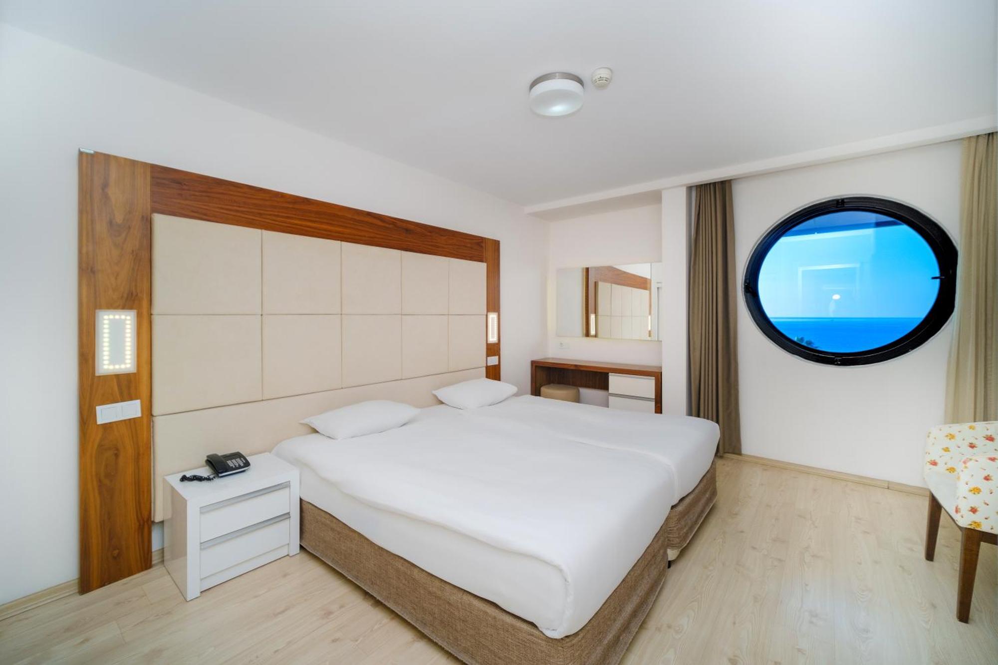 Delfino Apart Hotel Аланія Екстер'єр фото